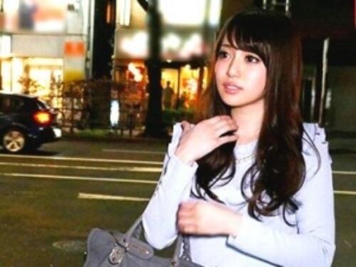 【素人ナンパ】終電逃し押しに弱い生真面目な美女！家ついて行って良いですか～からのエッチなビデオ出演交渉！