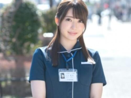 【MM号】「利き手を骨折しオ〇ニーが出来ない男性を助けてくれませんか？」心優しい看護士さんは断り切れずOK！