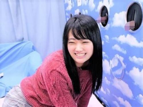 【MM号】清楚で巨乳なブスカワ彼女❤壁から出てるチンポから彼を当てるゲームに挑戦し外せば遠慮なく黒髪お姉さんを寝取り