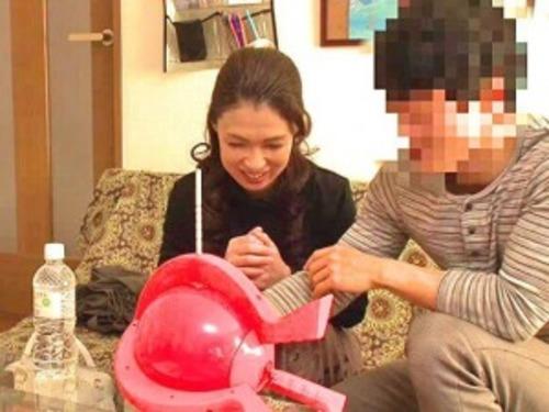【熟女ナンパ】ダンスサークルに通う若々しいサチさん(50)は若いオトコが昇天する程気持ちいいテクニックの持ち主！