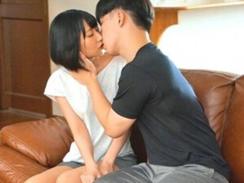【伊賀まこ】どうしても忘れられなかったあの人。彼女が居るのを知っているけど気持ちに嘘付けない…