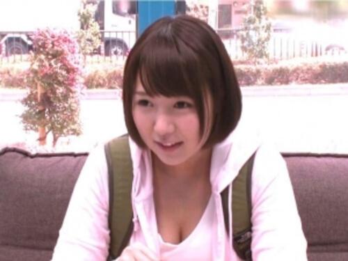 【MM号】ままさんバレー帰りの汗ばむ身体を辱めストレッチ体験！愛液溢れる若奥さまが夫にバレない様にセックス！【人妻ナンパ】