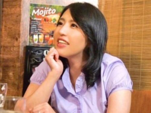 【熟女ナンパ】一人飲み中の柔らかむっちむちボディ奥さま♡久しぶりの情事に欲情しフェラバック騎乗位中出しでフィニッシュ！