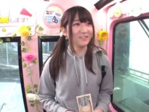 【マジックミラー便】カワイイ十代の予備校生が敏感マンコを集中的に舐められお漏らしからの巨根セックス！【素人ナンパ】