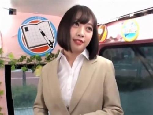 【MM便】オフィス街でナンパしたのは社長秘書の美人お姉さん❤電マ&バイブをオマンコで咥えこみまんぐり返しから着衣SEX❤