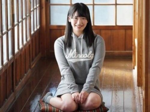 【美園和花】Hの経験がすごく浅いけどHな事に興味深々の爆乳女子♡少女の素顔が詰まった人生一度きりのAVデビュー！