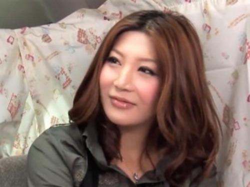 【人妻ナンパ】ミニスカートがエロいお色気フェロモン放つ奥様❤性欲強いアラサー美人な人妻がHOTELでザーメン種付け不倫❤