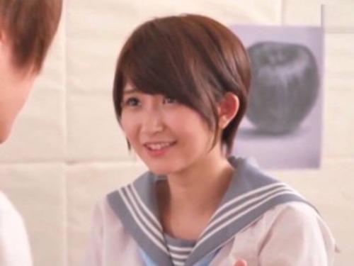 【文化部女子】カワイイおっぱい神乳娘が先パイに言い寄られて断りきれず美術室でHな雰囲気に！