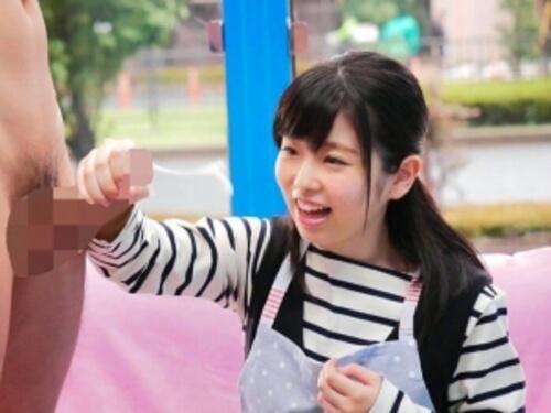 【MM号】ロリ顔の保育の勉強をしている母性溢れる女の子が悩める男の手伝いと称しカラダを使いレクチャー！【素人ナンパ】