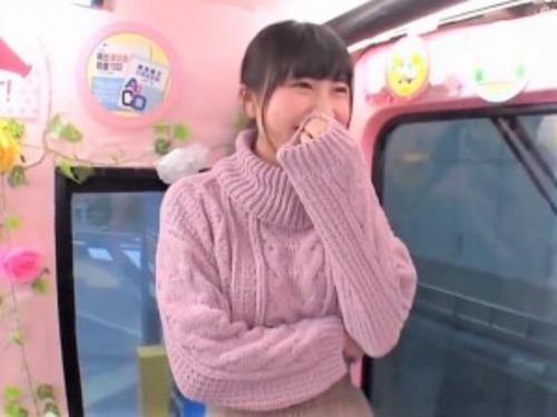 【マジックミラー便】「あん…イッちゃいそう…」激カワ10代のスレンダー娘♡顔面騎乗クンニでおしっこお漏らし＆種付け！