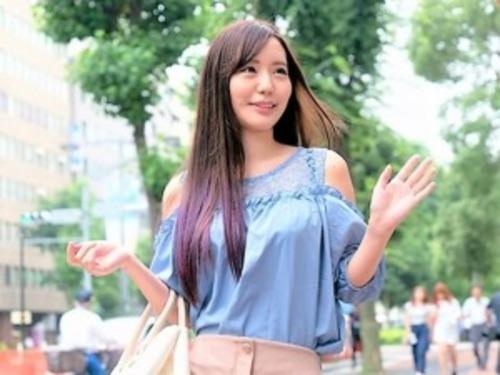 【人妻ナンパ】美人過ぎる元ナースのスレンダー＆美尻な素人人妻！夫より大きい巨チンを受け入れ騎乗位バック中出しセックス！
