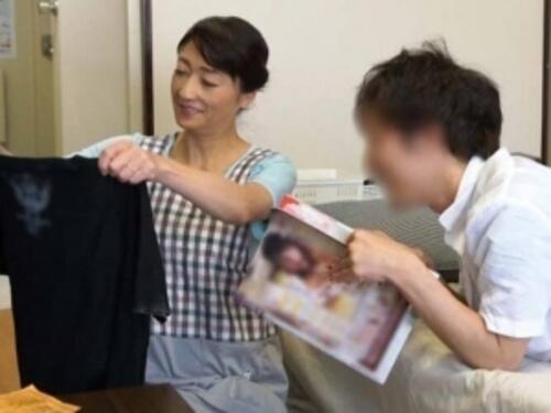 【六十路熟女】還暦を過ぎてもまだまだ現役な熟々おばさまのリアルな性事情！孫もいるのに仕事を忘れてガチセックス！