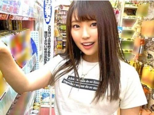 【素人ハメ撮り】「イッてるってばー!!」意外とSっ気アリなエロ豹変型な女の子！失恋後のココロと身体の隙間につけ入るSEX！