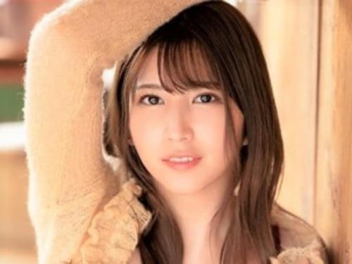 【デビュー】専属モデルや読モをしていた清楚系の美人お姉さん!2020年にAV転身したハーフタレントの美尻割れ目がぱっくり