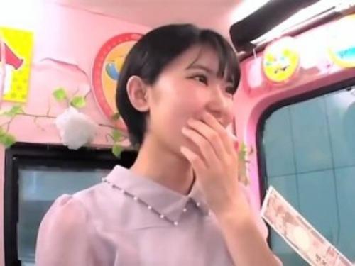 【MM便】ショートカットが似合う爆乳予備校生♡集中力向上トレーニングと称し顔面騎乗クンニ&インタビューでお漏らし激イキ♡