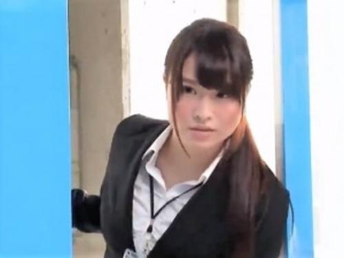 【MM号】巨乳おっぱいの美人お姉さんをミラー号に連れ込み!最新の着衣ストレッチモニターという偽企画で中出しされる美女