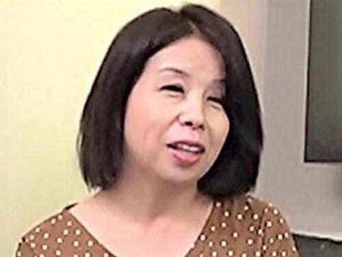 【五十路熟女】「ちょっと緊張してます❤」何処にでも居そうなおばさんがAV出演❤美魔女なダイナマイトBODY奥様は欲求不満❤