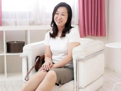 【五十路熟女】約２０年夫一筋だった美熟女マダムが出演♡肉体は歳をとってもココロはいつまでも乙女な可愛い奥様が咲き乱れる♡