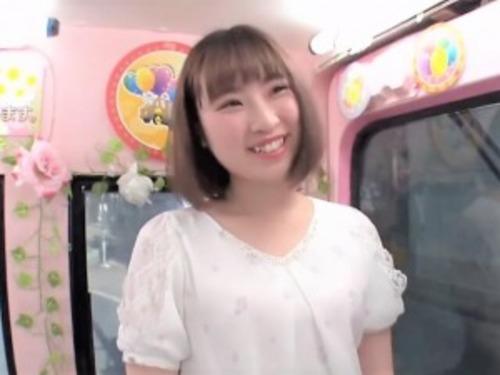 【MM便】「えっ？…下着？」化粧品会社の総合職を目指すショートボブ女子大生❤ぴんくクリトリスが可愛いインテリ美女ガン突き