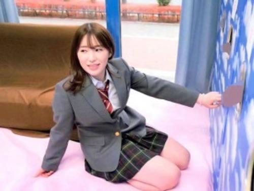 【NTR】街行くカップルがターゲット！並ぶチンコから彼氏のチンコが分かるのか？を大調査！ハズレて生ハメ中出しされたJK♡