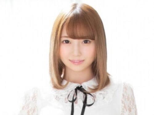 【家庭教師】超可愛い小悪魔的痴女家庭教師がスベスベ太もも＆パンチらで童貞生徒を誘惑しうぶなチンコを弄ぶ！