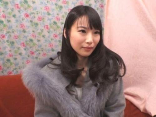 【人妻ナンパ】優しくて女神な奥さまが童貞君と一緒にAV鑑賞！素股から筆下ろしセックスへ進展！