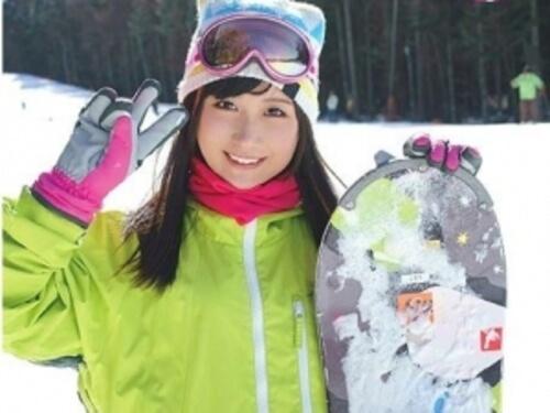 【素人ナンパ】スノボ初心者で友達とはぐれていた正統派美少女を発見！本当はスノボよりＨな事に興味津々な18歳