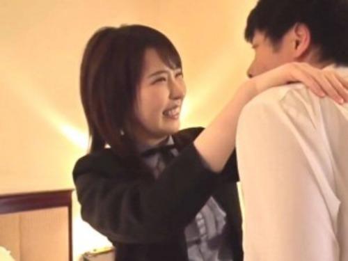 【相部屋】「彼氏みたいにちゅーして♡」想いを寄せていた憧れの先パイと2人きり！あなたならどうする？手を出す？出さない？