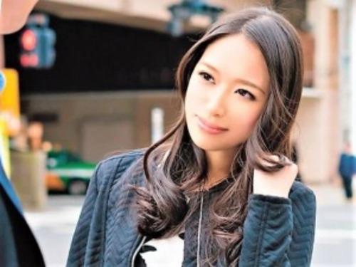 【人妻ナンパ】アンケートと称し清楚系な素人ナンパ❤玩具を使いオナニーする奥様が他人棒に発情し不倫NTR＆カーセックス❤