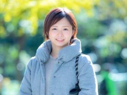 【人妻】向日葵のような優しい笑顔が印象的な彼女！日常の不満と好奇心が彼女をAVデビューへと導いて行く…！