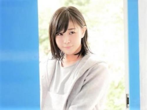 【MM号】美魔女な熟女ナンパしてオイルマッサージ❤マジックミラー越しに夫が居る状況で見られながら手マン＆ザーメン膣内射精❤