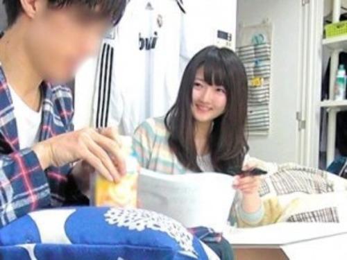 【素人ナンパ】ピアノ歴十年のお嬢様育ちな22歳小顔娘！隠しきれてない好意を利用して生配信セックス＆無許可AV販売！