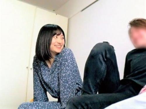 【近親相姦】「4月からはOLです❤」シスコンな弟と過激ミション❤お金に困ってるエロカワ美人お姉さんに賞金獲得のチャンス!