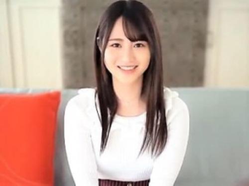 【小野六花】「舐めていいですか？♡」清楚な雰囲気漂う緊張気味の美少女！男優との濃厚フェラ＆着衣SEXで開発されていく！