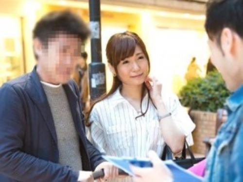 【人妻ナンパ】ベビーカーを押す激カワ奥様の産後で感度が上がった肉体を調べまSHOW！夫の前でも狂って公認不倫しちゃうの？
