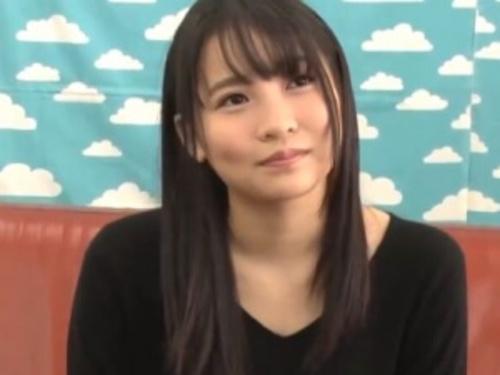 【素人ナンパ】街行く可愛いJD(19)がプロテクに耐えてみる！手まん潮吹きで没落からの種付プレス＆中だしの罰GAME♡