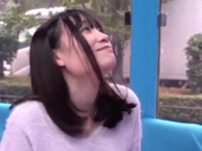 <外見える!?*寝取り>【エロエロカー】女子大生が恋人のちんぽを見つけられずお仕置きエッチ！妄想注意なスケベ映像