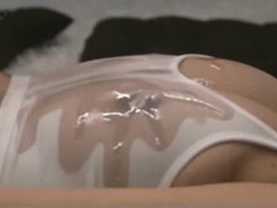 <マジックミラー*マッサージ>女子大生が同級生との素股で発情して生挿入SEX！エッチすぎ動画
