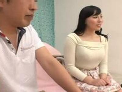 『そのまま出していいよ♡』爆裂ボディのJDがやさしくチェリー君の筆おろし【セクシー映像】