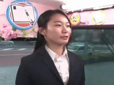 大人しそうな美人女性さんが助平な企画に参加して謝礼目当てにHしちゃった