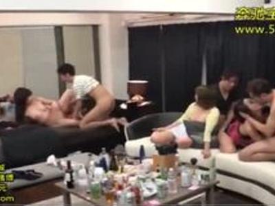 激カワなナースたちと宅飲み乱交！エロすぎるお姉さんたち!!ドエロな女の子