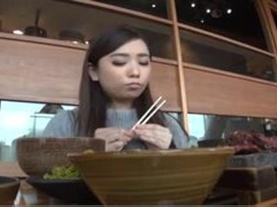 <女子大生*素人>「撮られると恥ずかしぃ～」激カワなJDをホテルに誘って生出しファック！こんなかわいい子が…