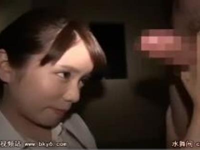 <デビュー作品*デジモ>激カワな女子社員がAV出演を承諾！恥ずかしそうにファックする初心なお姉さん！迷ったらこの動画
