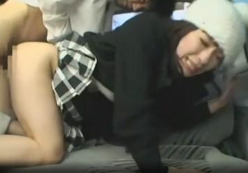 【かすみ果穂】逆ナンパでリーマンスーツ男とカーセックス！中いい？中だして♡濃厚精子をお掃除フェラまでしてくれる