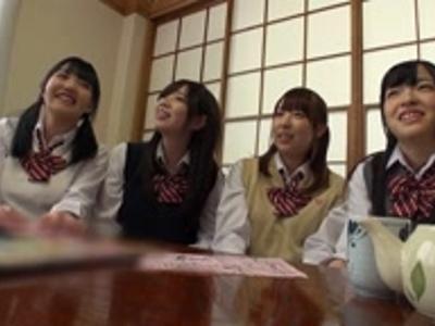 〔体操着;女子校生〕『先生に見つかっちゃう…』修学旅行で女子高生たちが同級生と乱交SEX！発射どころ豊富なR18動画