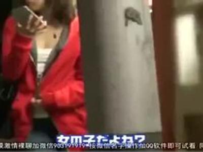 『乳首わかる？』下着を着けずに街をうろつく可愛い娘を口説いてファック!!可愛いなブラ無し少女とファック！顔に似合わずエッチな女性!!何度見ても最高