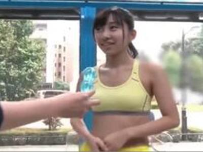 〔マジックミラー;企画〕『膣圧チェックって…入れるんですか？』スポーツ女子に締まりチェックついでに生出しSEX！体型最高な美女