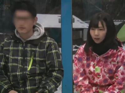 〔エロ動画;企画〕『外に出してよ…』男友達と旅先でエロ企画で生Hしちゃった！スケベ注意な18禁映像