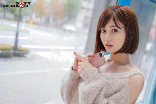 SNSにハマってる彼氏持ちの承認欲求高い系女子大生をGET！マジックミラー号に連れ込んでパコりまくった！！