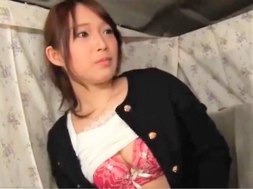 【人妻ナンパ】脚長のキレイ系な美白人妻の熟女がランジェリーCHECKからのオトナの玩具で発情！ホテルへで不倫中出しSEX
